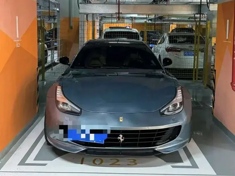 2017 Ferrari GTC4Lusso с пробегом 49 000 км