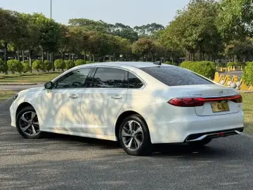 2019 GAC Trumpchi GA6 с пробегом 77 000 км