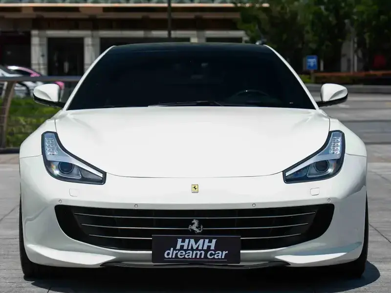 2016 Ferrari GTC4Lusso с пробегом 26 000 км