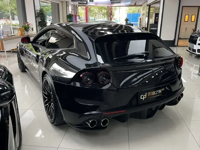 2017 Ferrari GTC4Lusso с пробегом 26 000 км