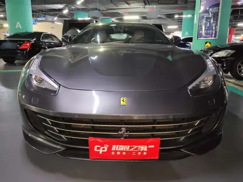 2016 Ferrari GTC4Lusso с пробегом 5 300 км