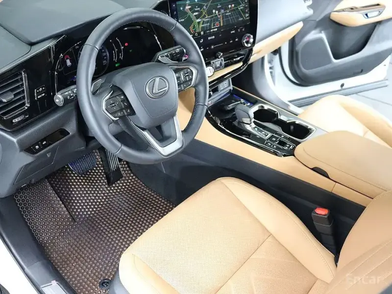 2026 Lexus NX с пробегом 6 262 км