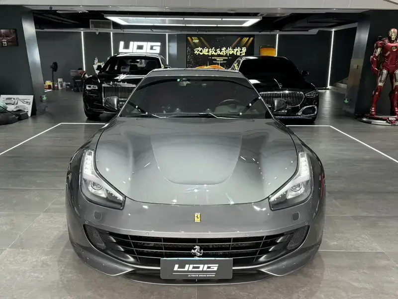2017 Ferrari GTC4Lusso с пробегом 31 000 км