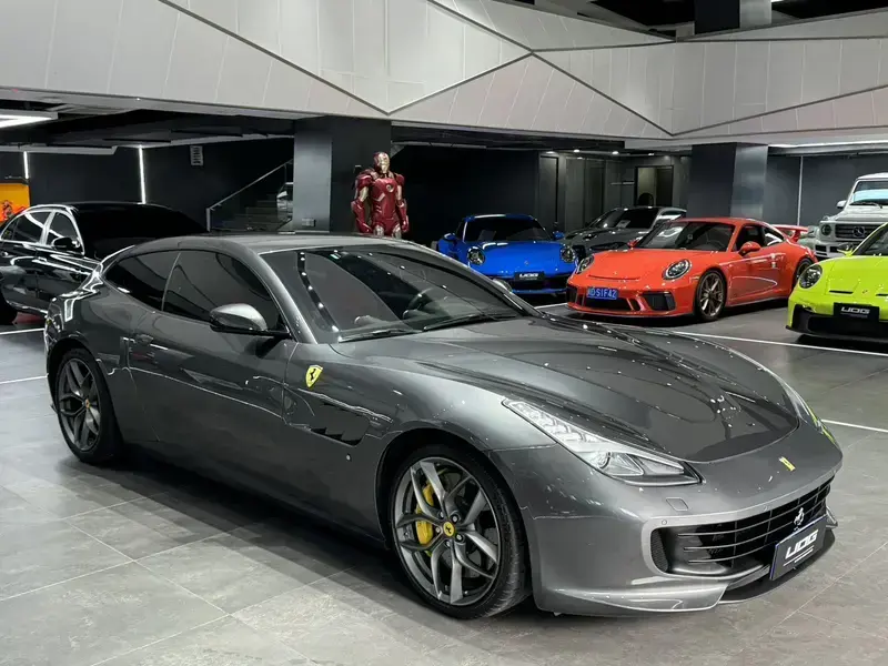 2017 Ferrari GTC4Lusso с пробегом 31 000 км