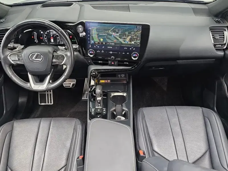 2024 Lexus NX с пробегом 37 141 км