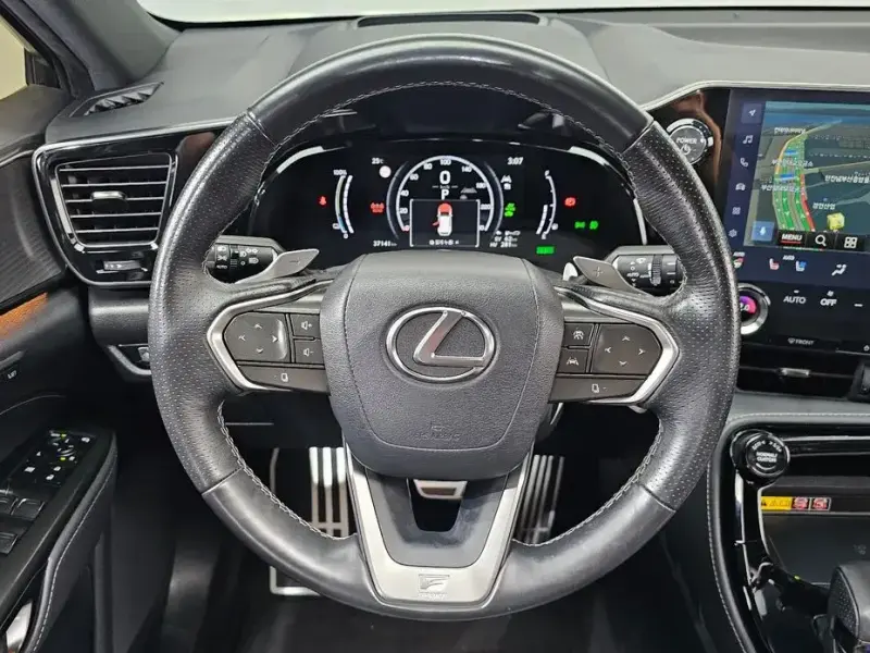 2024 Lexus NX с пробегом 37 141 км