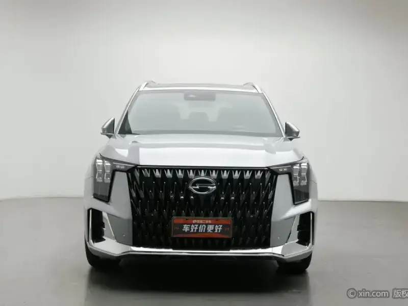 2022 GAC Trumpchi GS8 с пробегом 117 400 км
