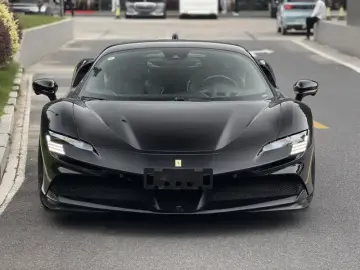 2019 Ferrari SF90 с пробегом 10 700 км