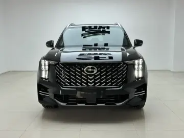 2025 GAC Trumpchi GS8 с пробегом 200 км