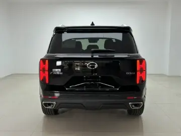 2025 GAC Trumpchi GS8 с пробегом 200 км