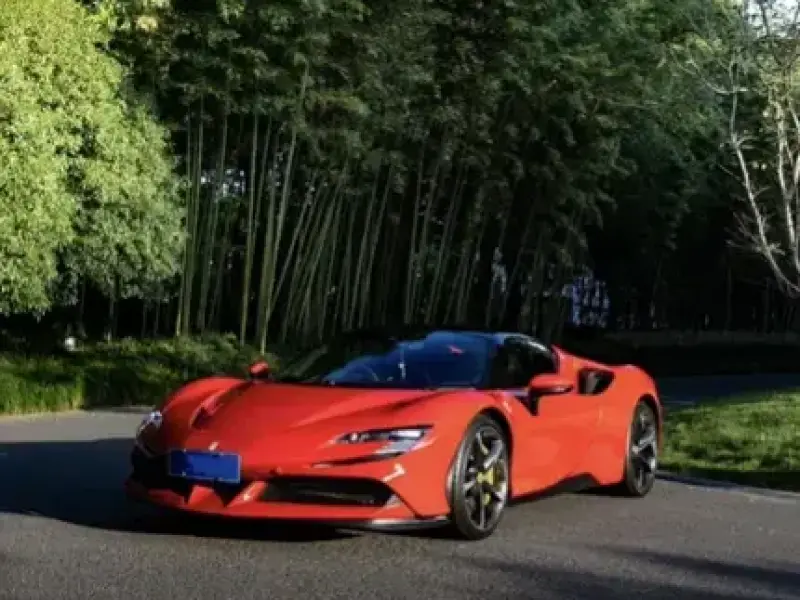 2020 Ferrari SF90 с пробегом 4 500 км