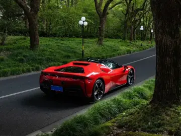 2020 Ferrari SF90 с пробегом 4 500 км