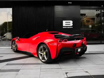 2019 Ferrari SF90 с пробегом 7 000 км