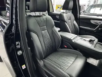 2025 GAC Trumpchi GS8 с пробегом 21 400 км