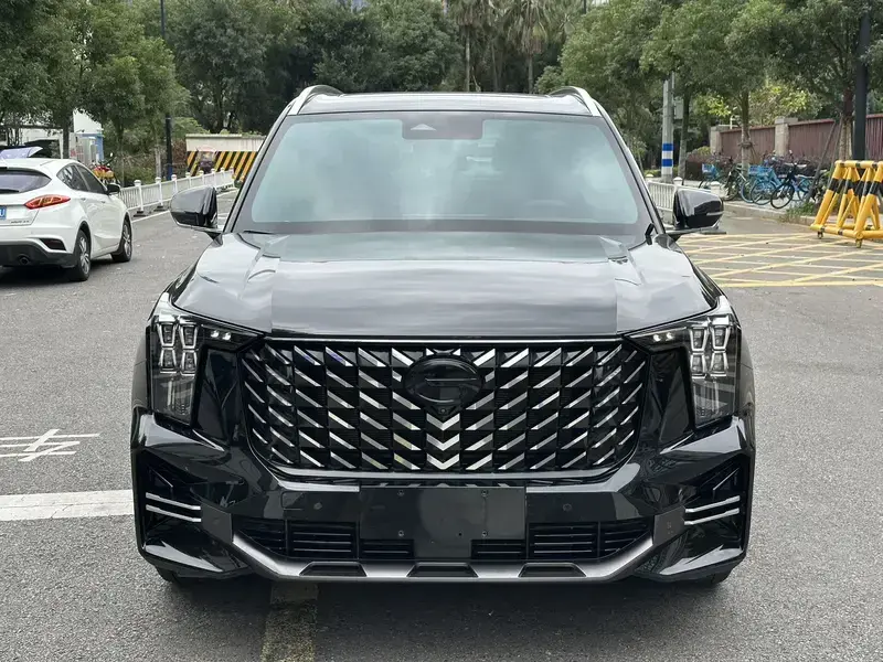 2022 GAC Trumpchi GS8 с пробегом 54 000 км