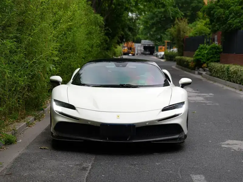 2019 Ferrari SF90 с пробегом 25 000 км