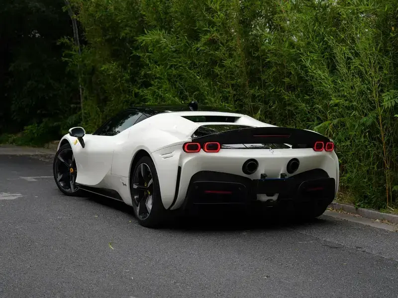 2019 Ferrari SF90 с пробегом 25 000 км