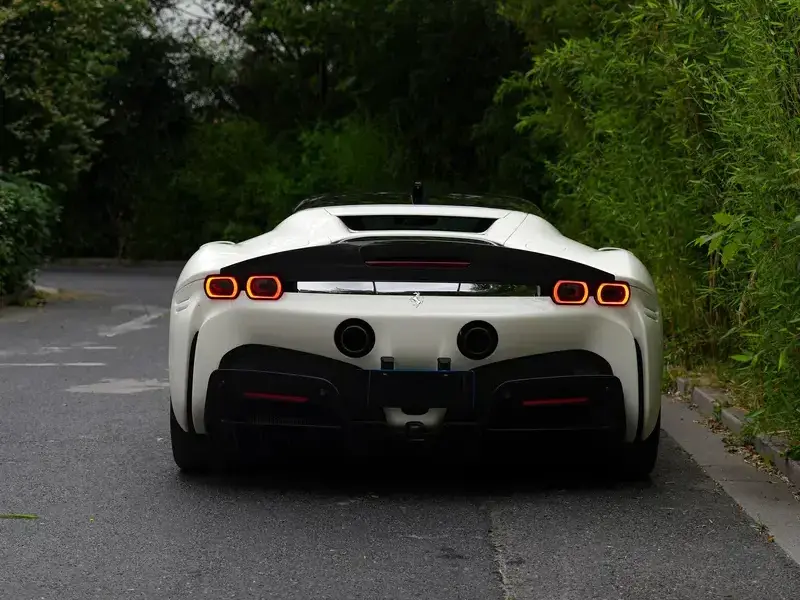 2019 Ferrari SF90 с пробегом 25 000 км