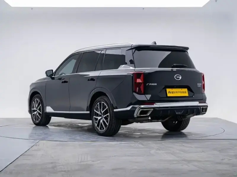 2022 GAC Trumpchi GS8 с пробегом 27 600 км