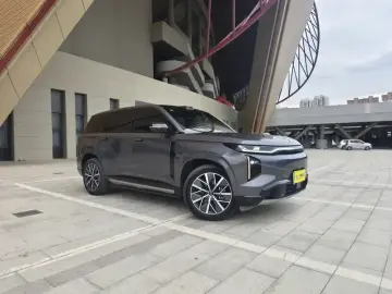 2025 GAC Trumpchi S7 с пробегом 13 000 км