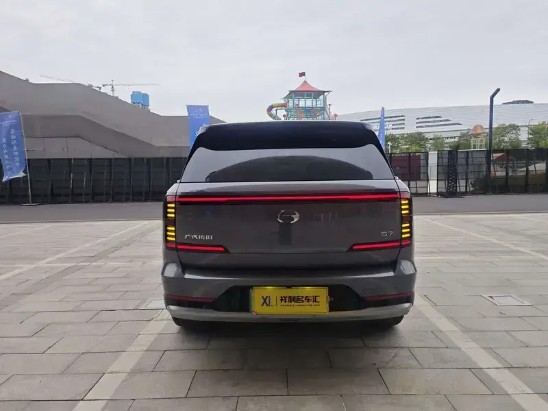 2025 GAC Trumpchi S7 с пробегом 13 000 км