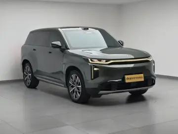 2025 GAC Trumpchi S7 с пробегом 30 300 км