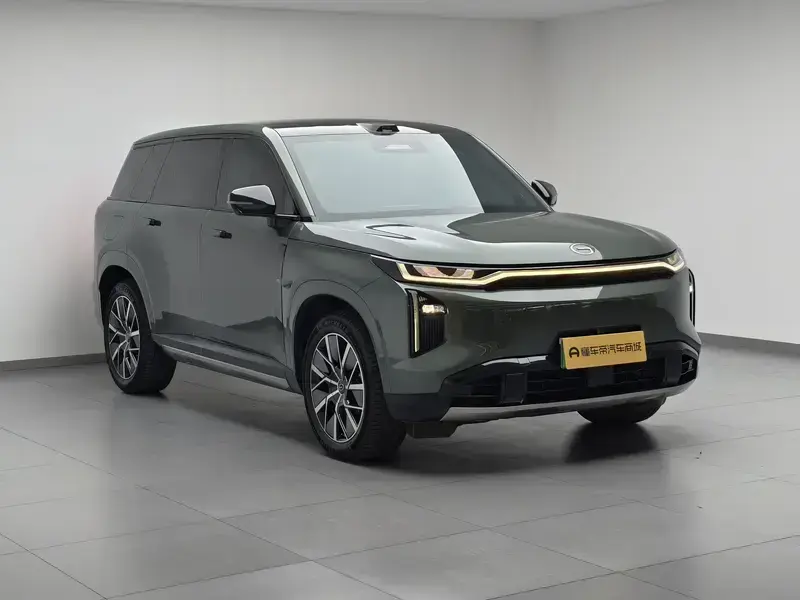 2025 GAC Trumpchi S7 с пробегом 30 300 км