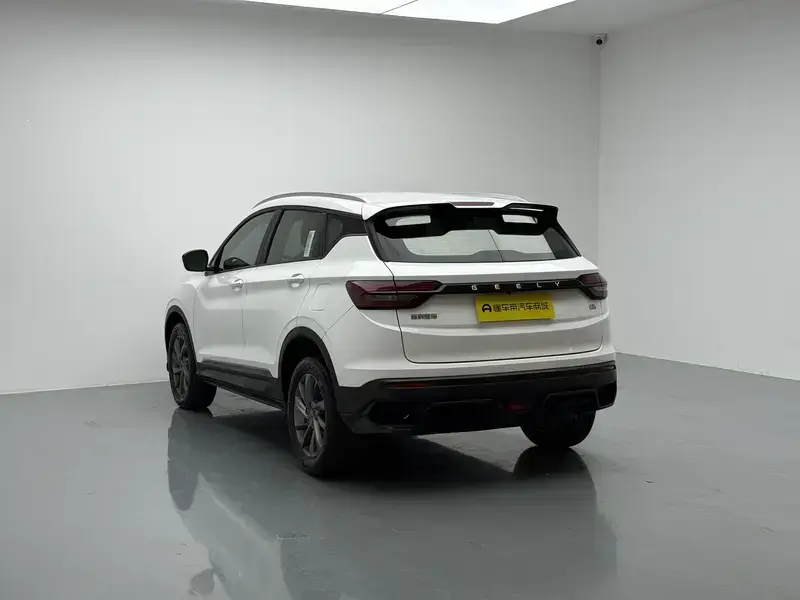 2024 Geely Coolray с пробегом 11 100 км