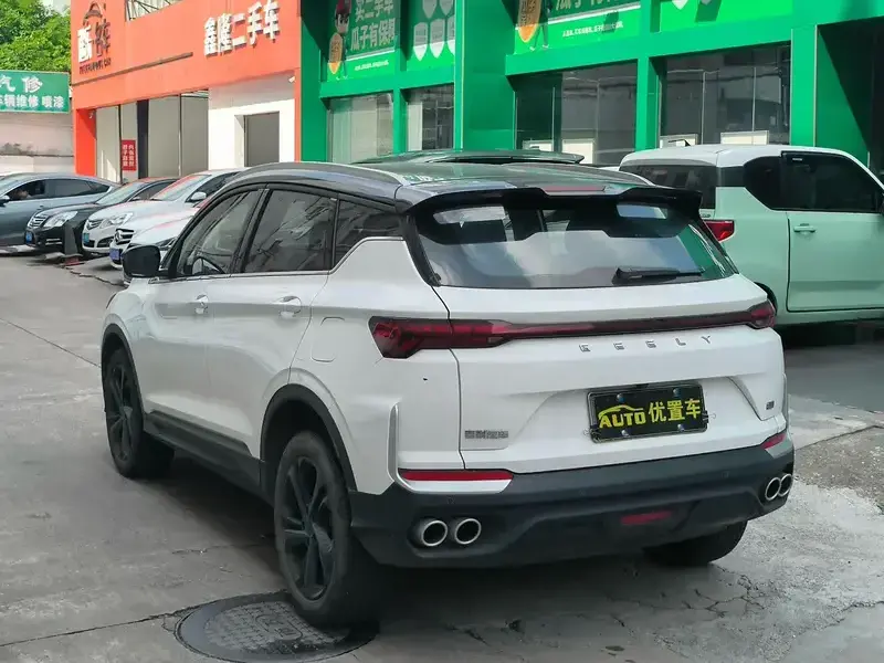 2025 Geely Coolray с пробегом 47 000 км