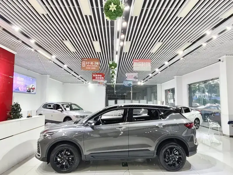 2025 Geely Coolray с пробегом 900 км