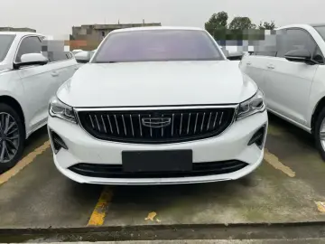 2022 Geely Emgrand с пробегом 40 000 км