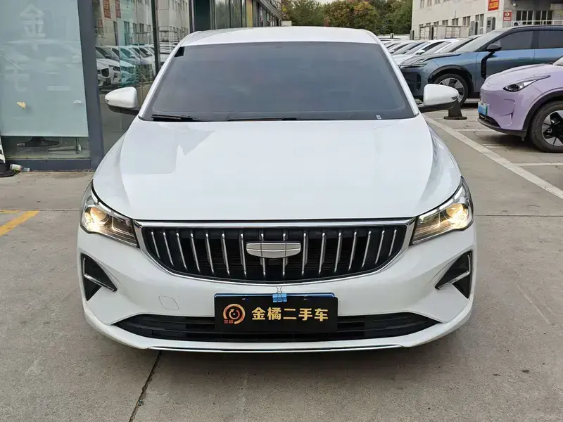 2025 Geely Emgrand с пробегом 70 000 км