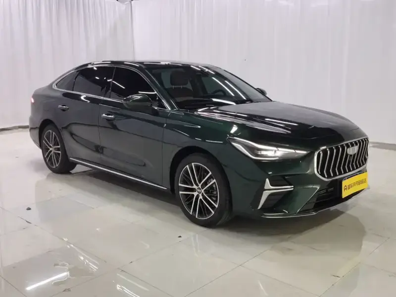 2026 Geely Emgrand с пробегом 2 100 км