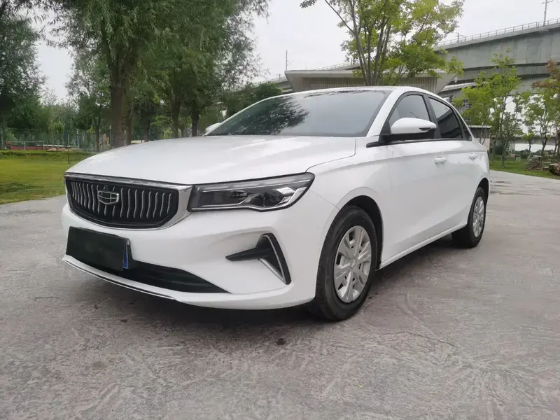 2023 Geely Emgrand с пробегом 20 000 км