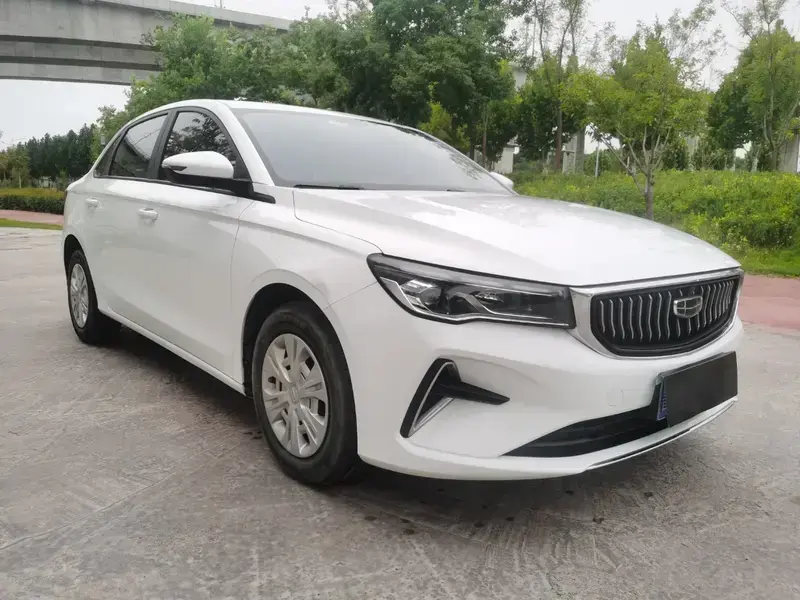 2023 Geely Emgrand с пробегом 20 000 км