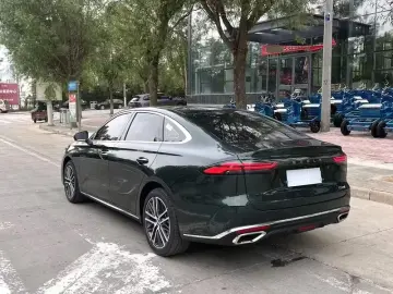 2026 Geely Emgrand с пробегом 10 000 км
