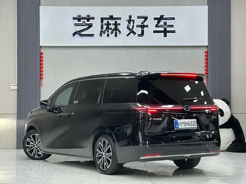 2024 GAC Trumpchi E8 с пробегом 43 000 км
