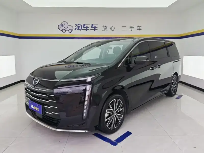 2024 GAC Trumpchi E8 с пробегом 28 000 км