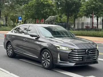 2020 GAC Trumpchi GA8 с пробегом 90 000 км