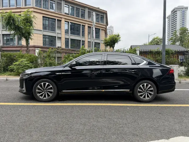 2020 GAC Trumpchi GA8 с пробегом 71 000 км