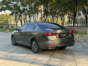 GAC Trumpchi GA8