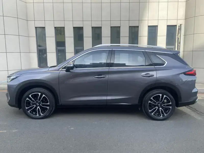 2022 GAC Trumpchi GS4 Plus с пробегом 30 000 км