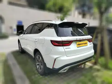 2024 Geely Haoyue Pro с пробегом 15 900 км
