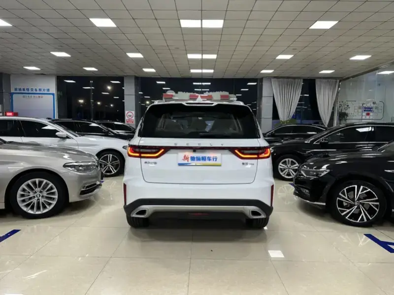 2025 Geely Haoyue Pro с пробегом 100 км