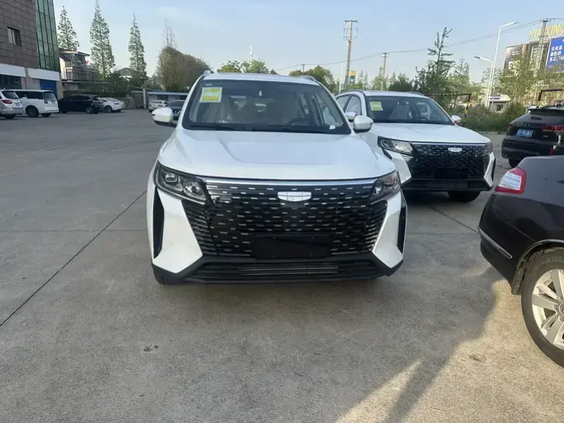2024 Geely Haoyue Pro с пробегом 200 км