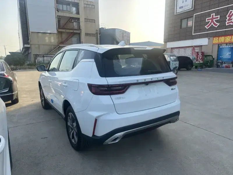 2024 Geely Haoyue Pro с пробегом 200 км