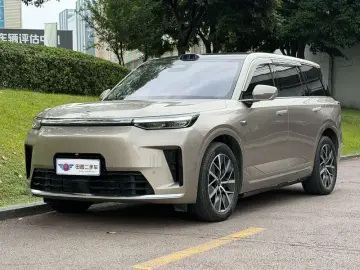 GAC Trumpchi S9
