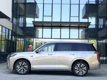 2025 GAC Trumpchi S9 с пробегом 8 000 км