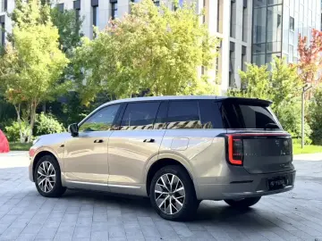 2025 GAC Trumpchi S9 с пробегом 8 000 км