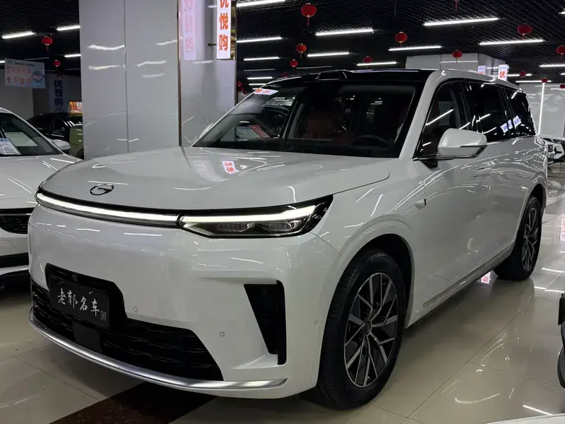 2025 GAC Trumpchi S9 с пробегом 7 000 км